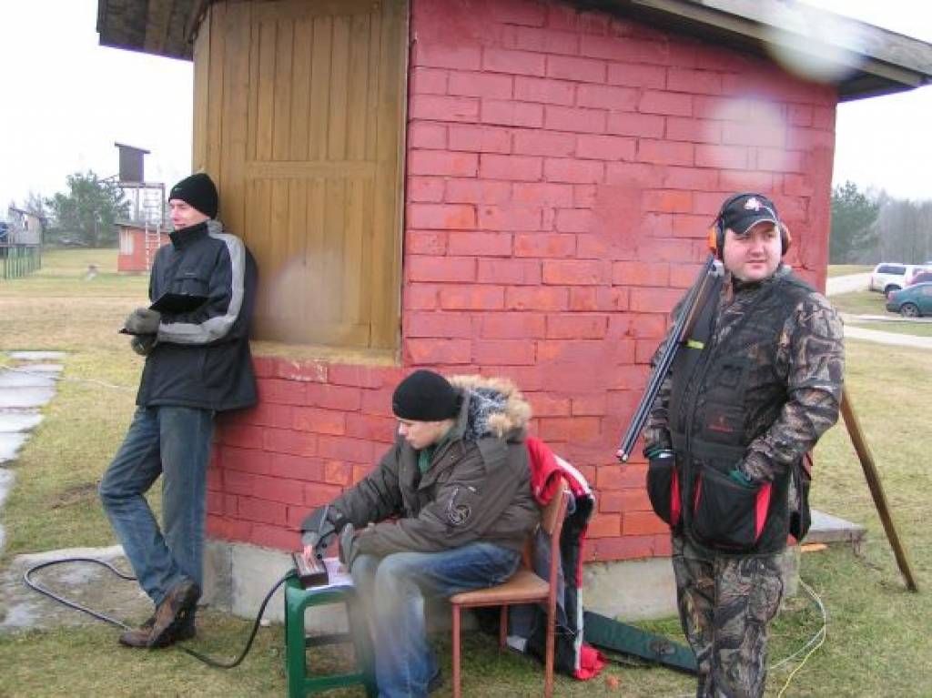 Latvijas kausa izcīņas pirmais posms sportinga paveidā "Compak sportings". Grobiņas pagasta "Lāčkoku" šautuvē
Autors: Uldis  Dobelis