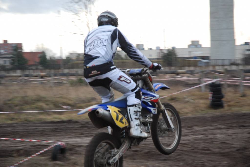 Šodien, 20. decembrī, "Laumas" trasē Liepājā notika "Laumas izaicinājuma kausa" sacensības motokrosā. Kvadriciklu klasē ar licencēm uzvarēja Mikus Neško. Otrais bija Ralfs Reinfelds, bet trešais - Kristaps Meģņelis. Kvadriciklu klasē bez...
Autors: Uldis Dobelis