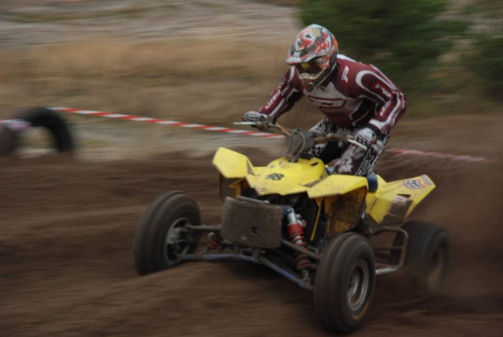 Šodien, 20. decembrī, "Laumas" trasē Liepājā notika "Laumas izaicinājuma kausa" sacensības motokrosā. Kvadriciklu klasē ar licencēm uzvarēja Mikus Neško. Otrais bija Ralfs Reinfelds, bet trešais - Kristaps Meģņelis. Kvadriciklu klasē bez...
Autors: Uldis Dobelis