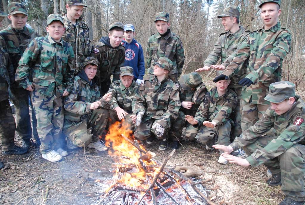 Nīcas pagastā piektdien iedzīvotājiem bija iespēja nodot šķirotus atkritumus, ko pēc tam aizgādāja SIA “Veronija” darbinieki. Nīcenieki varēja atbrīvoties no sadzīves tehnikas, nodot arī makulatūru, stiklu un plastmasu.

Aizputes...
Autors: Iluta Dreimane