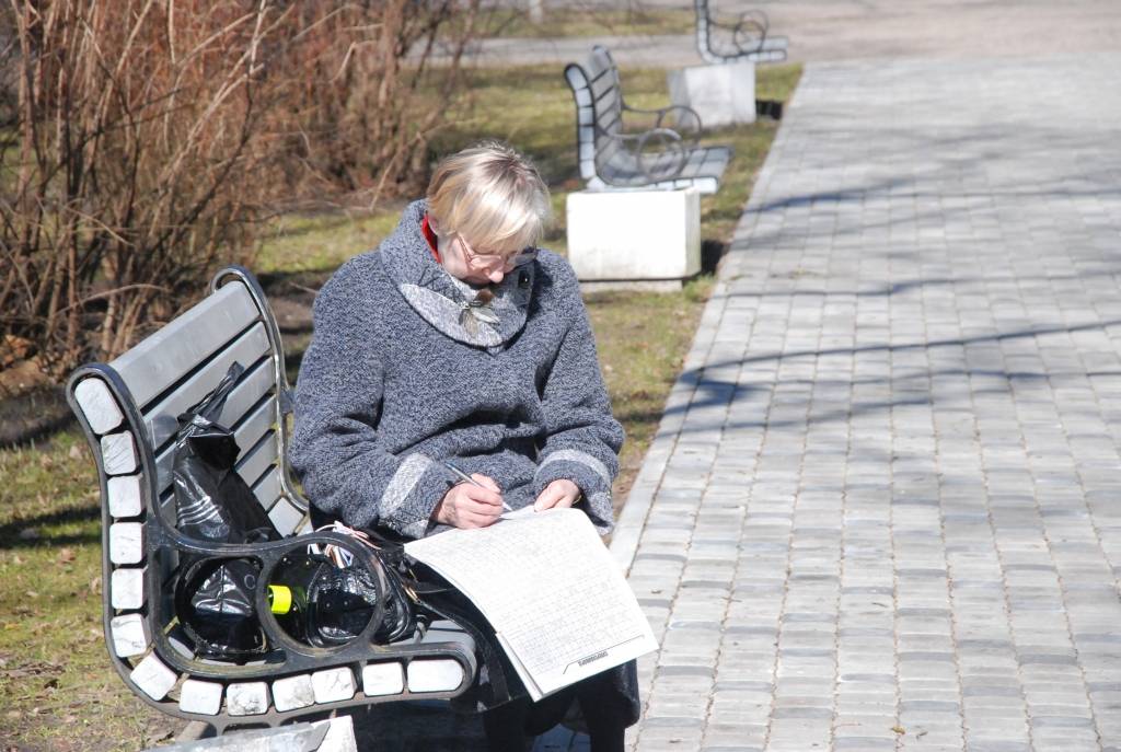 Šodien Jūrmalas parkā un pludmalē "Rekurzeme" novēroja pirmos atpūtniekus. Skolēni pirmo brīvlaika dienu Jūrmalas parkā pavada uz riteņiem, skrejriteņiem, skrituļdēļiem un skrituļslidām. Bērni un mazbērni tiek vesti pastaigā gar jūru,...
Autors: "Rekurzeme", portāls