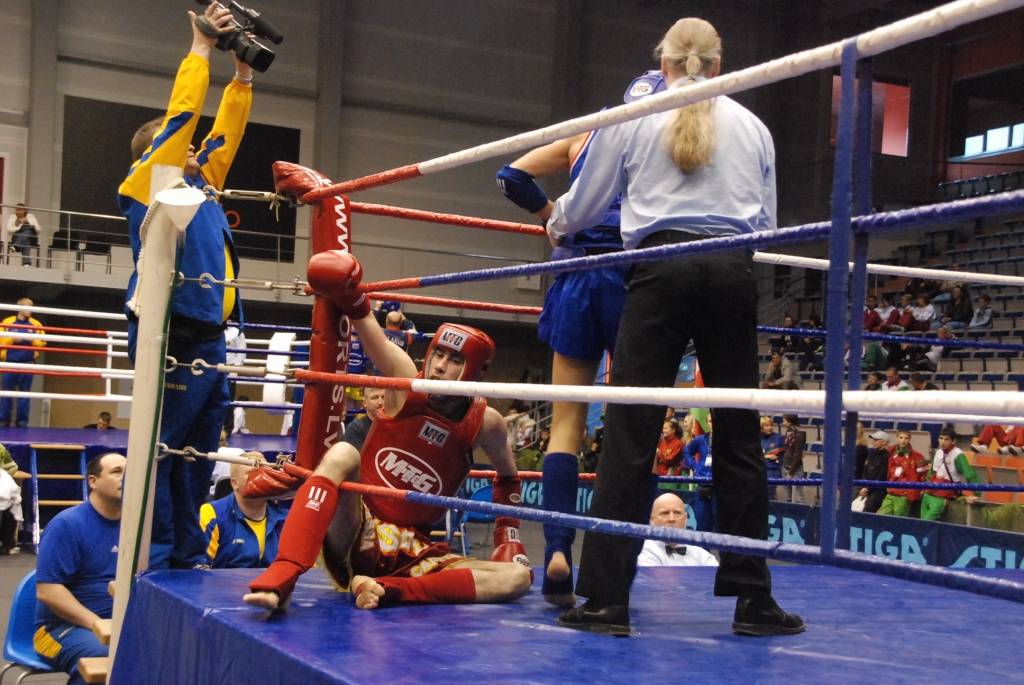 Šodien, 22. maijā, pulksten 15 Liepājas Olimpiskajā centrā sāksies Eiropas čempionāta Tai boksā finālcīņas. Finālā cīnīsies arī liepājnieks Igors Gončarovs.
Autors: Uldis Dobelis