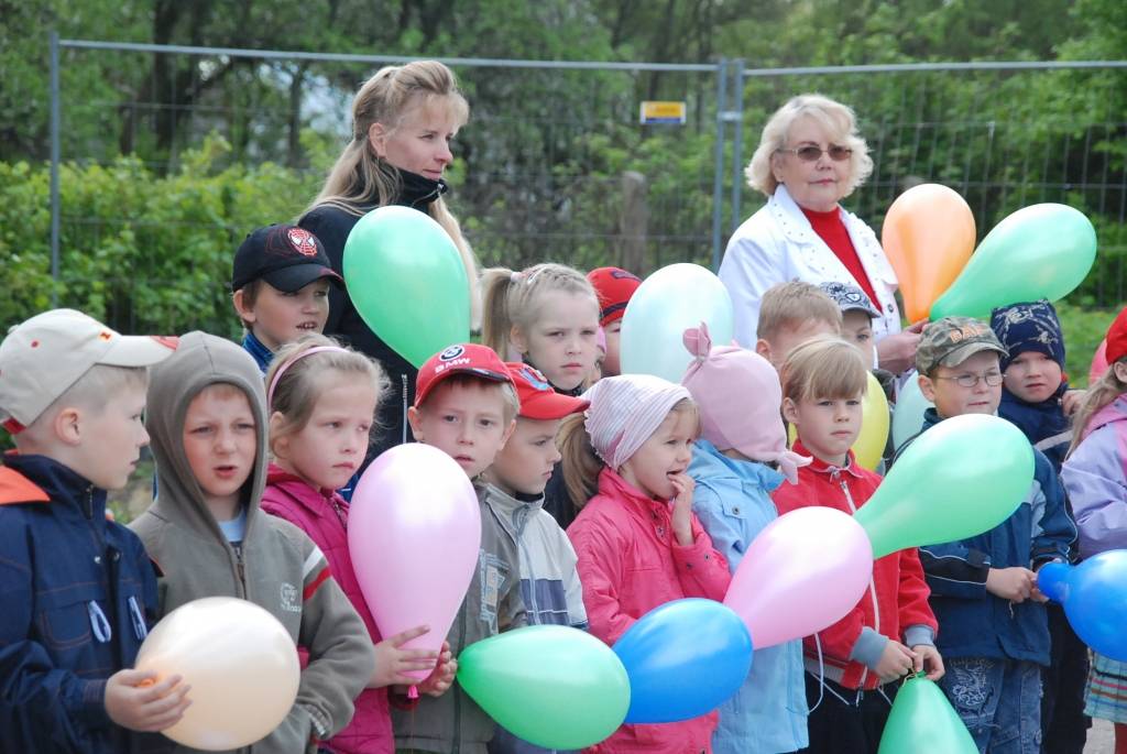 Grobiņas pirmsskolas izglītības iestādes “Pīpenīte” piebūvei šodien, 20. maijā, ielika simbolisku pamatakmeni. 

Jaunā ēka varētu mazināt rindu, kurā mazie grobiņnieki pieteikti kopš dzimšanas. 

Šogad plānots veikt piebūves 1. kārtas...
Autors: Anita Platace