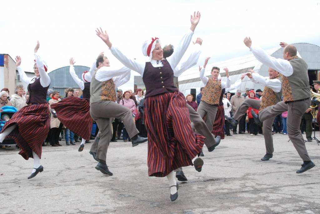 Sestdien, 9. maijā, Aizputē notika gadatirgus.
Autors: "Rekurzeme", portāls