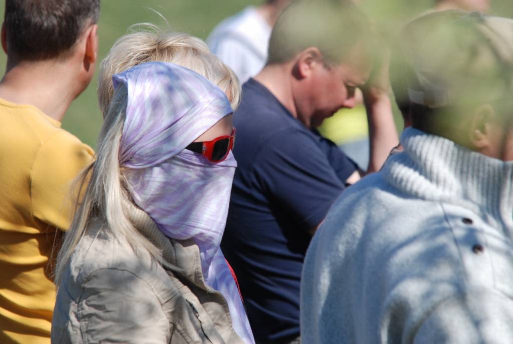 Līdzjutēji "Vecpils" ātrumposmā gan fanoja par rallistiem, gan "rija" putekļus, gan aizrāvās ar cīņu sporta veidiem, kad bija krietni patukšināti līdzpaņemtie alkohola krājumi. Rallijsprints "Kalnamuiža 2009" 3. maijā notika Liepājas un...
Autors: Uldis Dobelis