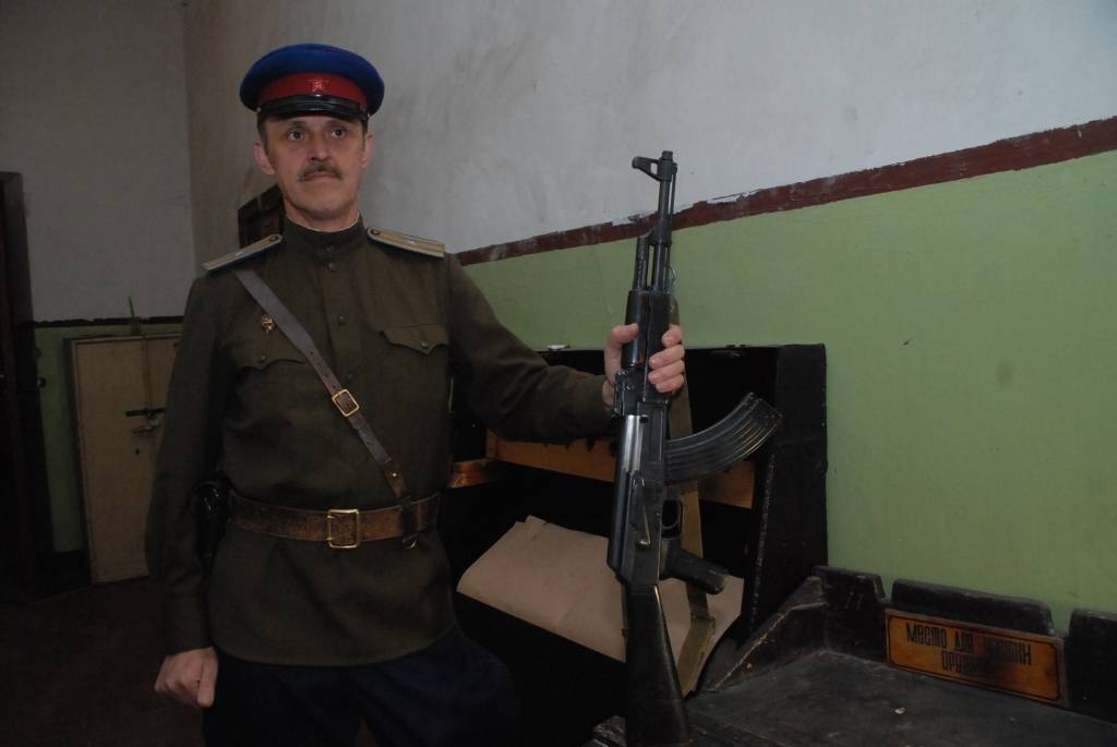Naktī uz pirmo maiju Karostas glābšanas biedrība (KGB) iepazīstināja preses pārstāvjus ar šīs sezonas jauno tūrisma piedāvājumu - programmu “Pa spoku mednieku pēdām".
Tas domāts nelielām interesentu grupām ar nopietnu attieksmi pret...
Autors: Sarmīte Štrausa