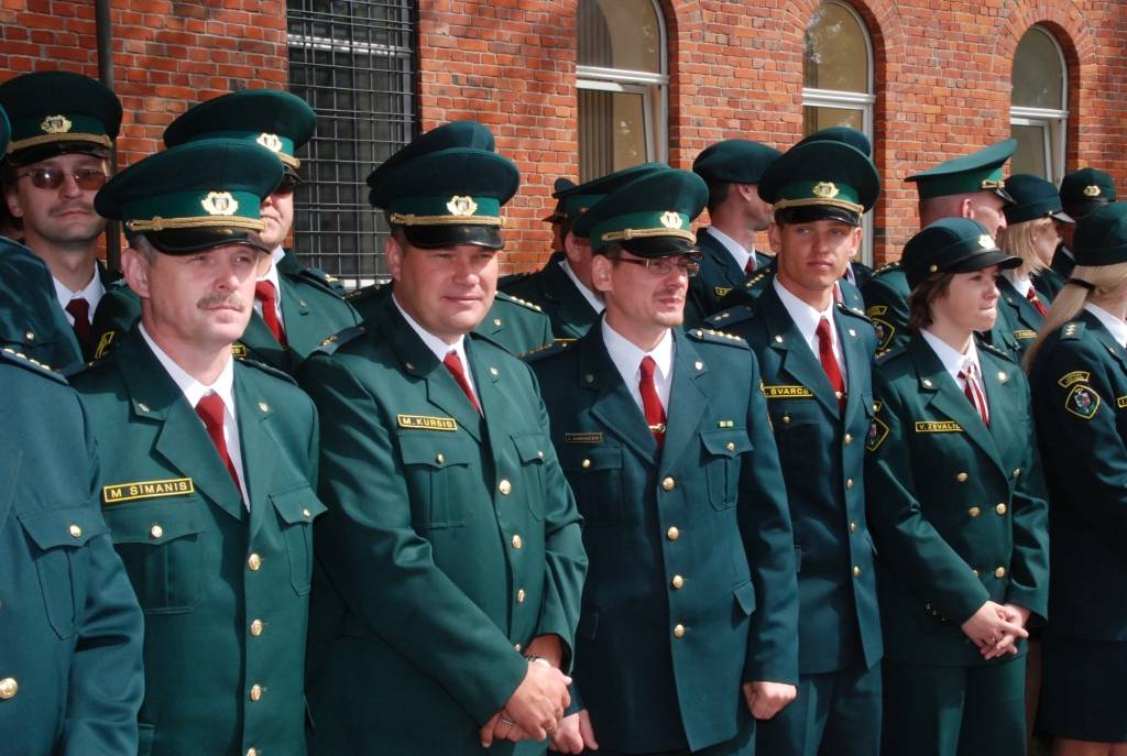 Šodien, 31. jūlijā, pulksten 11 uz pēdējo oficiālo pasākumu – svinīgo līniju – pulcējās Valsts Robežsardzes Liepājas pārvaldes darbinieki. Robežsargi izmantoja pēdējo iespēju kopā nofotografēties. Kā ziņots, tiek apvienotas Ventspils ar...