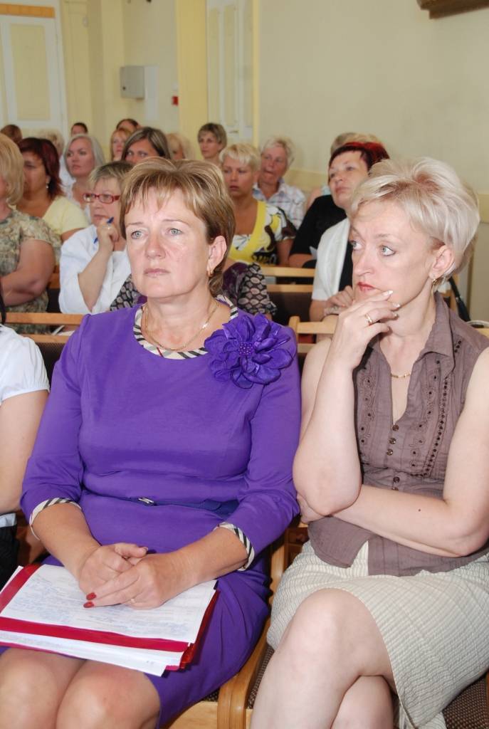 Šodien Liepājā un Grobiņā ierodas Izglītības un zinātnes ministrijas (IZM) valsts sekretārs Mareks Gruškevics, lai kopā ar citiem IZM pārstāvjiem skaidrotu situāciju izglītības sistēmā.

Bijušais liepājnieks pedagogiem iepriecinošas ziņas...
Autors: Iluta Dreimane
