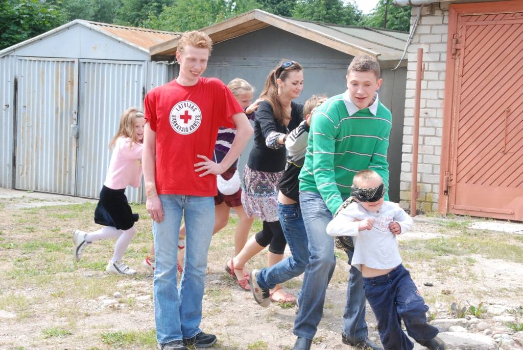 Grobiņā, Lielā ielā 78, turpmāk atradīsies Sarkanā Krusta veikals "Grobiņi", humānās palīdzības istaba un Veselības istaba. Nodaļas atvēršanas svētkos pagalmā bija nodarbības un rotaļas bērniem, bet iekštelpās skanēja svētku uzrunas un...
Autors: Ilze Vainovska