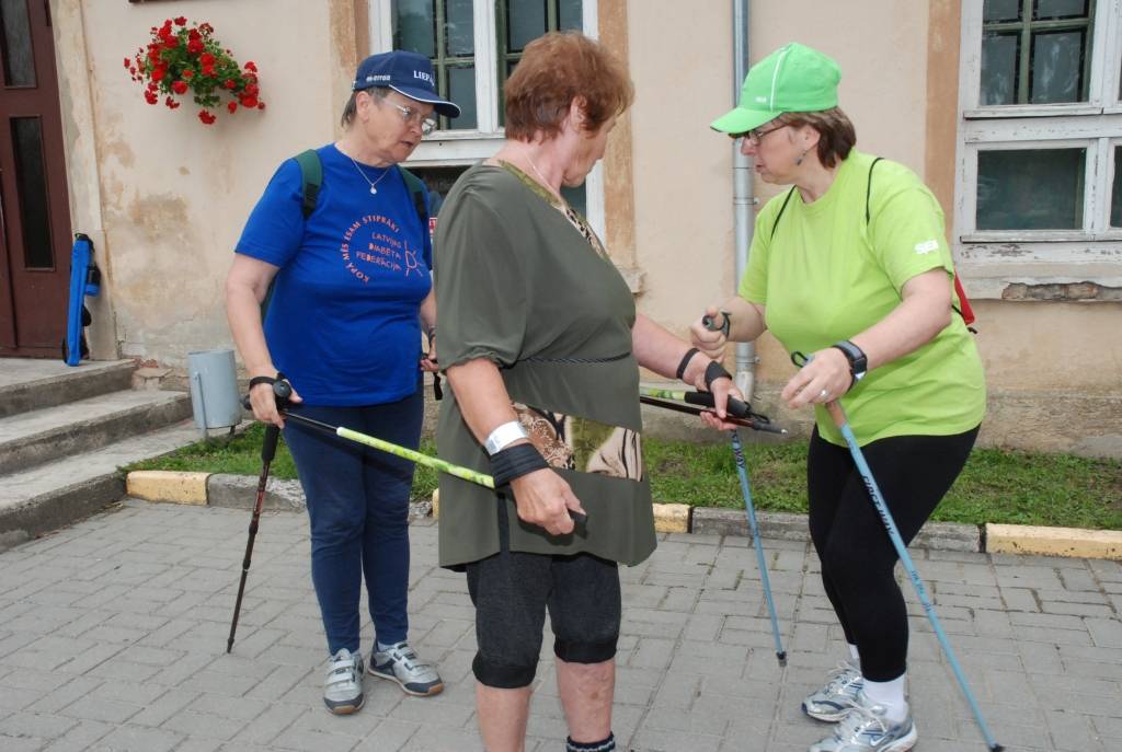 Ar plašu trīs dienu programmu nedēļas nogalē sevi pieteica Vērgales pagasta svētki. Vērgalnieki tos ar mīlestību bija radījuši paši sev un viens otram. Plašāk par svētkiem un tajos piedzīvoto lasiet rītdienas, 24.augusta, "Kursas Laikā"!
Autors: "Rekurzeme", portāls