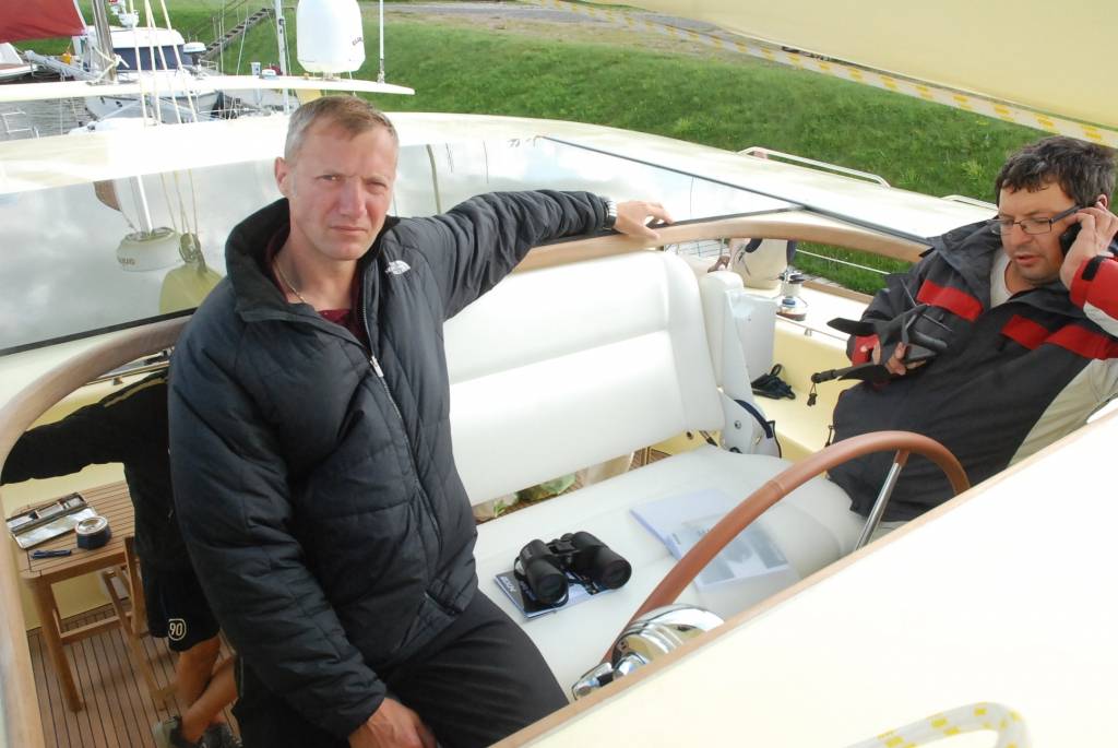 18. augusta vakarā Pāvilostas ostā nedaudz pielabot tehniskas lietas un paņemt dzeramo ūdeni piestāja lielākais Latvijā uzbūvētais jūras katamarāns “Ambercat 210”. Ziņu skatīt šeit - http://www.rekurzeme.lv/portals/izklaide/raksts.html?xml_...