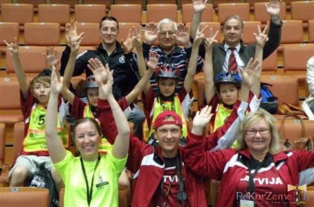 Sestdien, 12. septembrī Latvijas izlase 24. Eiropas jauno satiksmes dalībnieku sacensībās Somijā, Turku 21 komandas konkurencē ieguva 1. vietu pirmo reizi kļūstot par Eiropas čempioniem. Turklāt šī uzvara tika gūta ar ievērojamu - 21...