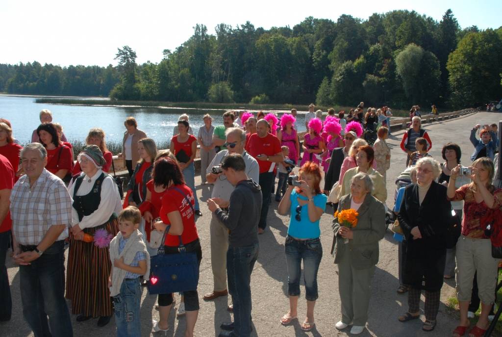 Vakar, 5. septembrī, Kazdangā visas dienas garumā tika svinēti Parka svētki. Plašāku reportāžu lasiet rītdienas, 7. septembra, "Kursas Laikā"!