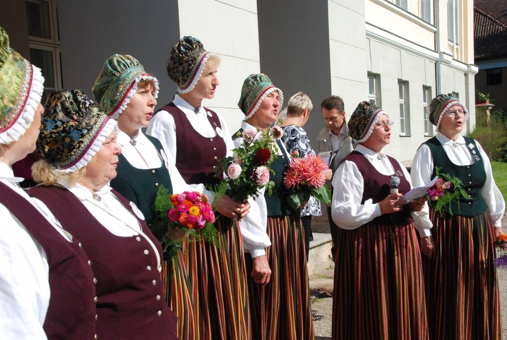 Vakar, 5. septembrī, Kazdangā visas dienas garumā tika svinēti Parka svētki. Plašāku reportāžu lasiet rītdienas, 7. septembra, "Kursas Laikā"!
