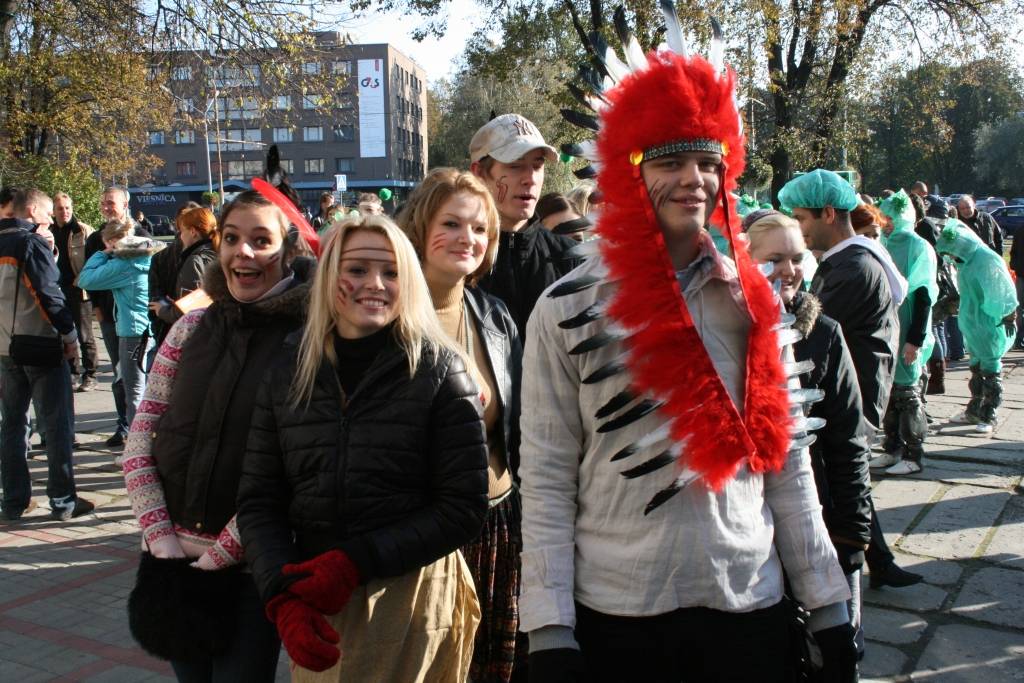 Šoruden Liepājas Universitātes pasākums fukši notika ar tēmu "Caur elli uz paradīzi!”.
Autors: Uldis Dobelis