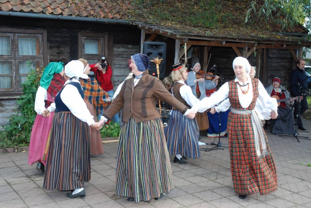 Otrdien, 29. septembrī, Liepājas folkloras centrā "Namīns" tika svinēta Miķeļdiena.
Autors: Uldis Dobelis