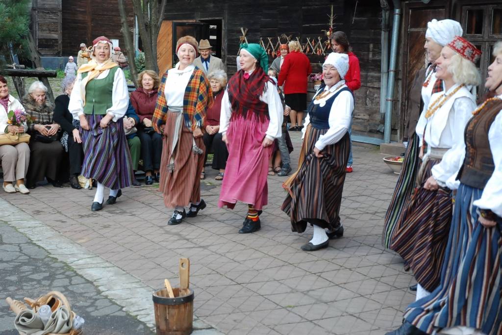 Otrdien, 29. septembrī, Liepājas folkloras centrā "Namīns" tika svinēta Miķeļdiena.
Autors: Uldis Dobelis
