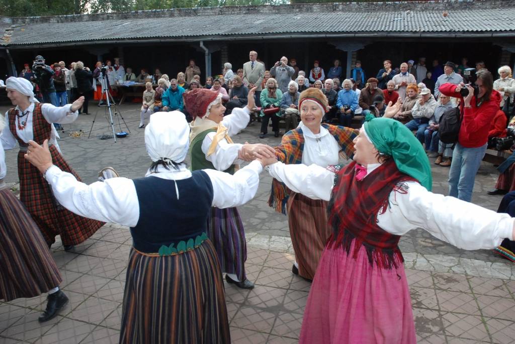 Otrdien, 29. septembrī, Liepājas folkloras centrā "Namīns" tika svinēta Miķeļdiena.
Autors: Uldis Dobelis