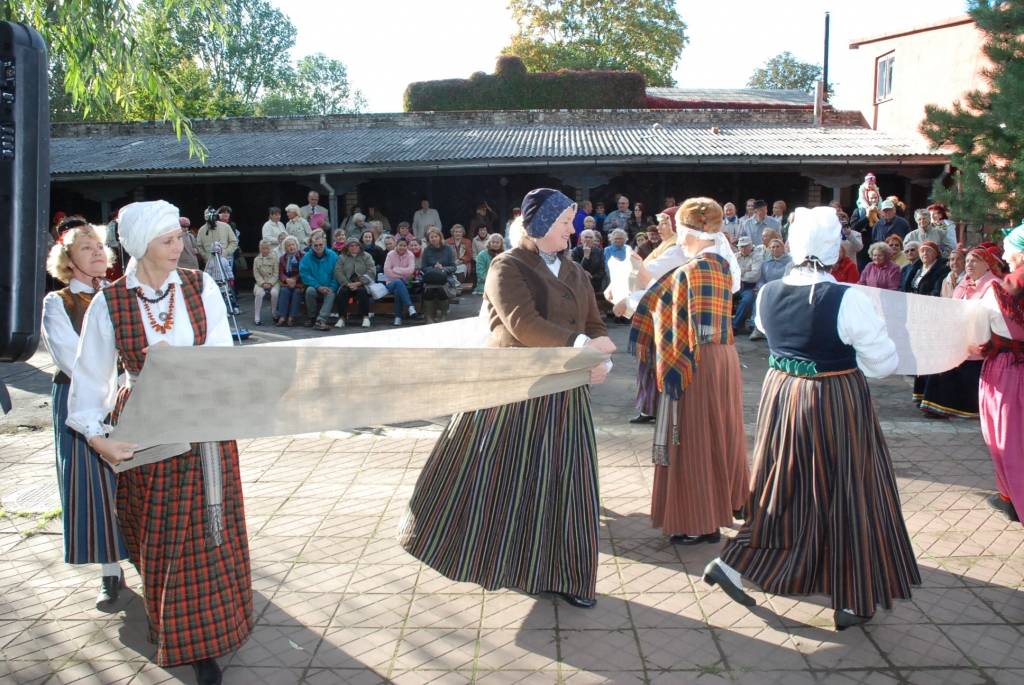 Otrdien, 29. septembrī, Liepājas folkloras centrā "Namīns" tika svinēta Miķeļdiena.
Autors: Uldis Dobelis