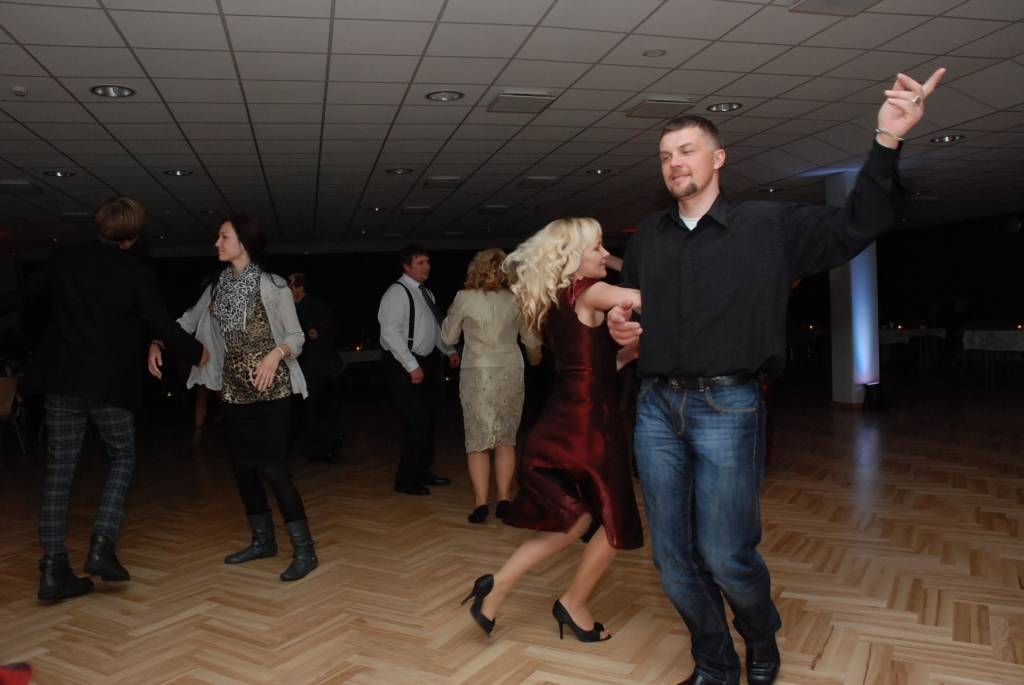 17. novembra vakarā balle notika Liepājas Olimpiskā centra Tango zālē. Balli spēlē grupa "Veldze", balli organizēja biedrība "Kultūras aktīvistu apvienība "OPĀ"".