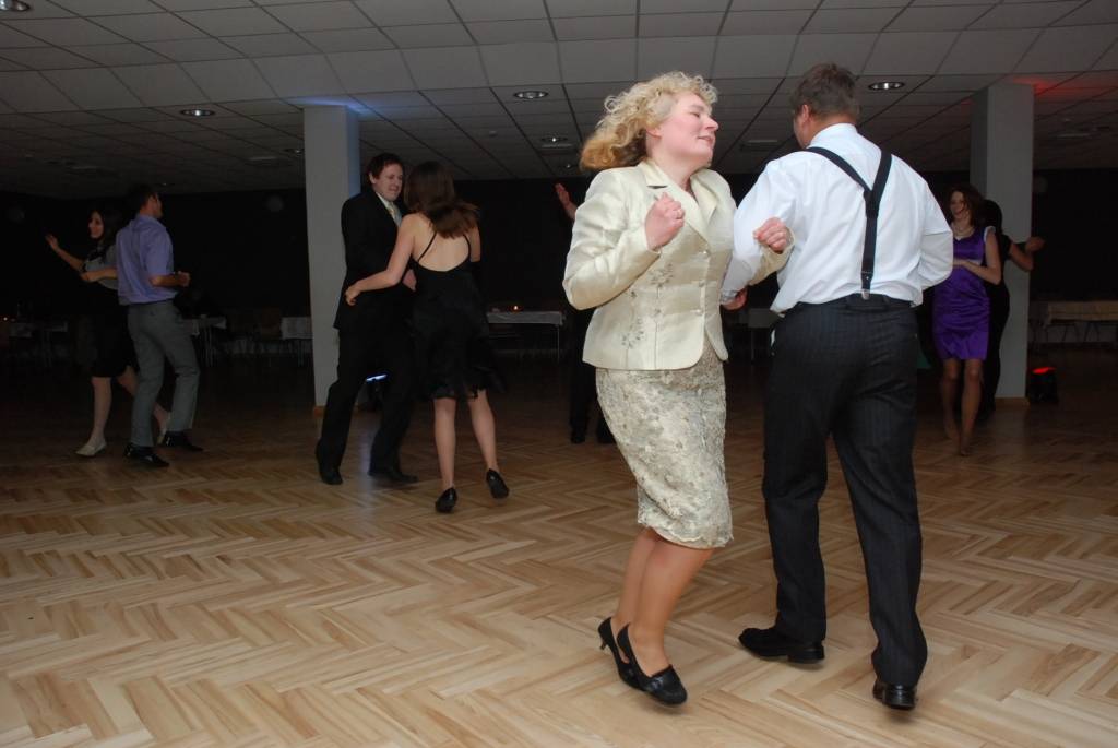 17. novembra vakarā balle notika Liepājas Olimpiskā centra Tango zālē. Balli spēlē grupa "Veldze", balli organizēja biedrība "Kultūras aktīvistu apvienība "OPĀ"".