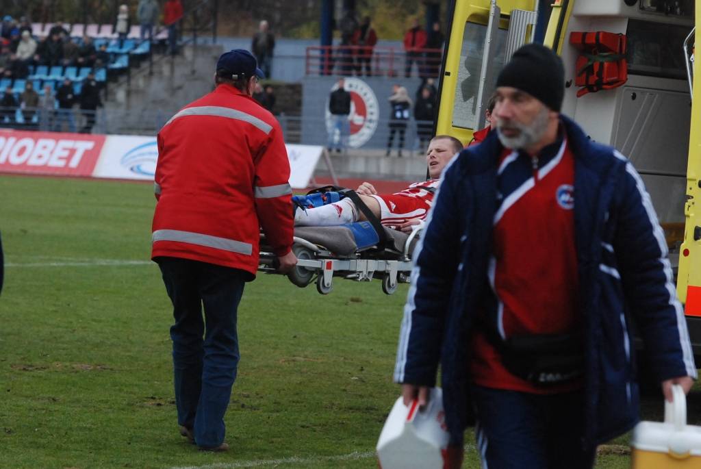Latvijas futbola čempionāta - "LMT Virslīgas" - mačā svētdien klubs "Liepājas metalurgs" savā laukumā cīnījās neizšķirti 1:1 (0:1) ar pēdējo trīs sezonu valsts čempionvienību "Ventspils", jau priekšpēdējā spēļu kārtā nodrošinot Latvijas...
