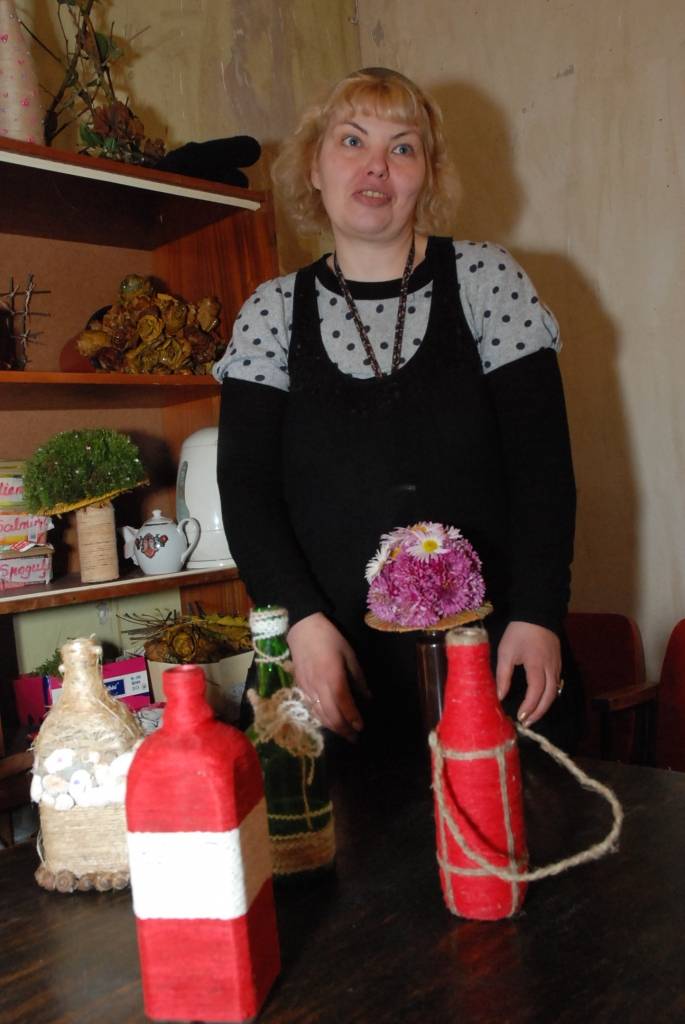 Piektdien Karostā atklāja interešu centru “Ritums”, kas ir nodibinājuma “Liepājas Novada fonds” un nevalstiskās organizācijas “Ritums” jaunais sadarbības projekts.

Kādreizējā policijas iecirkņa telpas izremontētas ar centra entuziastu un...
Autors: "Rekurzeme", portāls