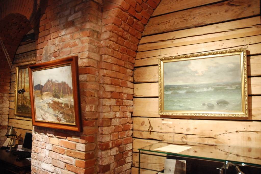 Līdz februārim viesnīcas “Promenade Hotel” mākslas galerijā “Promenade” var apskatīt gleznu izstādi “Liepājas privātkolekciju pērles”, ar kurām dalīties laipni piekrituši mākslas darbu īpašnieki. Ar savu krājumu izstādē piedalās arī...