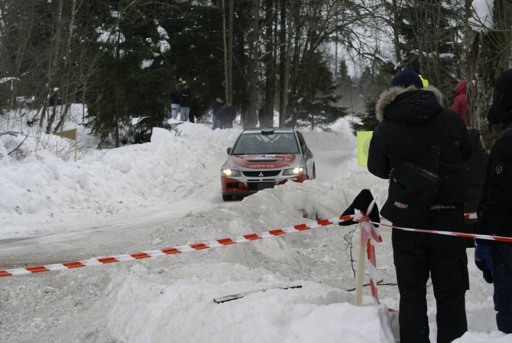 13. un 14. februārī Gulbenes apkaimes ceļos notika Latvijas autorallija čempionāta otrais posms - rallijs "Sarma 2010". Tajā uz starta izgāja vairāk nekā 100 ekipāžas, uzvarētājus noskaidrojot lielajā rallijā, rallijsprintā un...
Autors: Uldis Dobelis