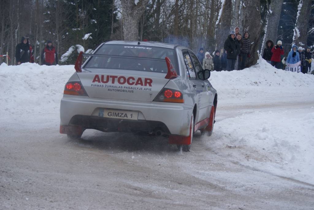 13. un 14. februārī Gulbenes apkaimes ceļos notika Latvijas autorallija čempionāta otrais posms - rallijs "Sarma 2010". Tajā uz starta izgāja vairāk nekā 100 ekipāžas, uzvarētājus noskaidrojot lielajā rallijā, rallijsprintā un...
Autors: Uldis Dobelis