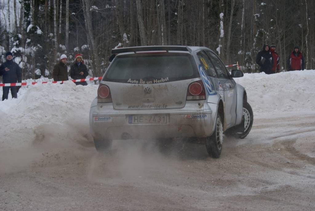13. un 14. februārī Gulbenes apkaimes ceļos notika Latvijas autorallija čempionāta otrais posms - rallijs "Sarma 2010". Tajā uz starta izgāja vairāk nekā 100 ekipāžas, uzvarētājus noskaidrojot lielajā rallijā, rallijsprintā un...
Autors: Uldis Dobelis
