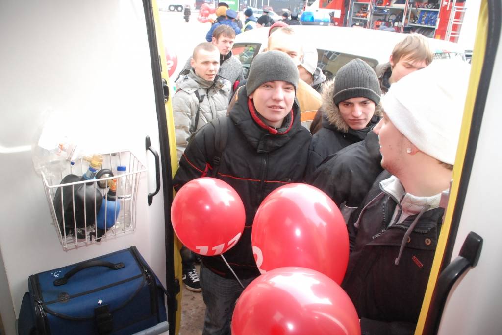 Šodien, 11. februārī, tāpat kā visā Eiropā, arī Liepājā tika atzīmēta "112" diena. To organizēja Valsts ugunsdzēsības un glābšanas dienests kopā ar Valsts policiju, Pašvaldības policiju, Neatliekamās medicīniskās palīdzības dienestu,...