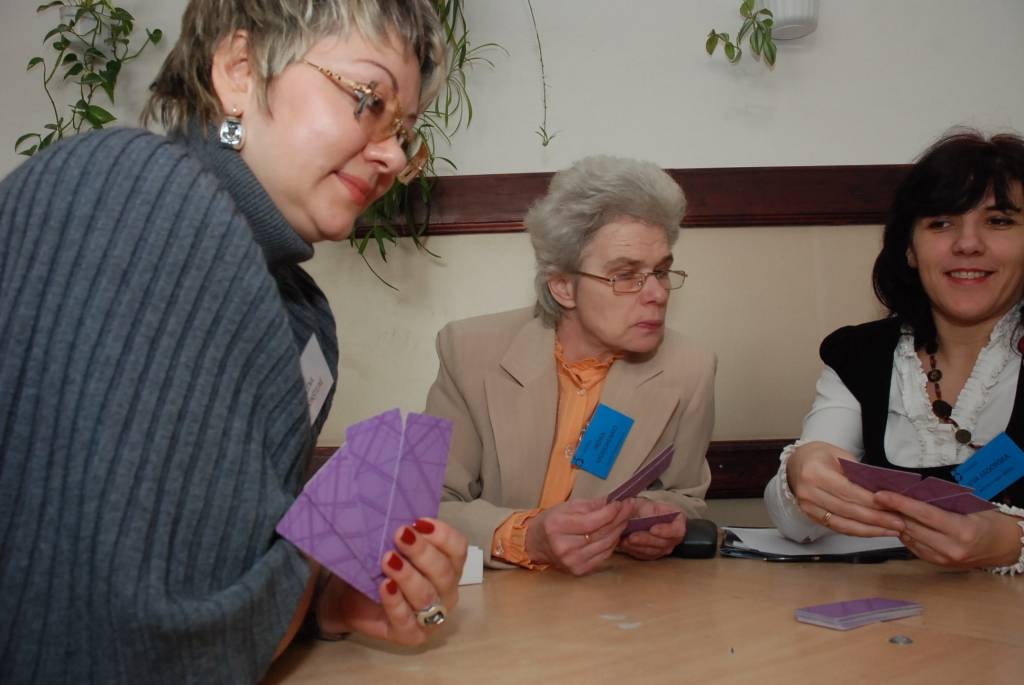 Līdz 2011. gada augustam Latvijā risināsies Eiropas Sociālā fonda projekta “Dabaszinātnes un matemātika” aktivitātes. Projekta gaitā skolotāji mācās pielāgot mācību metodes mūsdienu prasībām, pievēršot pastiprinātu uzmanību radošai...
Autors: Iluta Dreimane