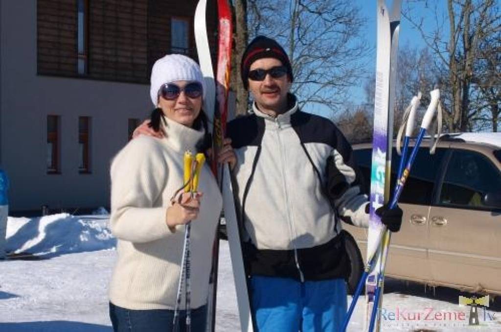 Lažas pagasta viesu namā “Lejasraķi” 6. martā notika slēpotāju svētki, ziemas sporta inventāra izpārdošana un konsultācijas.
Autors: ReKurZeme, portāls