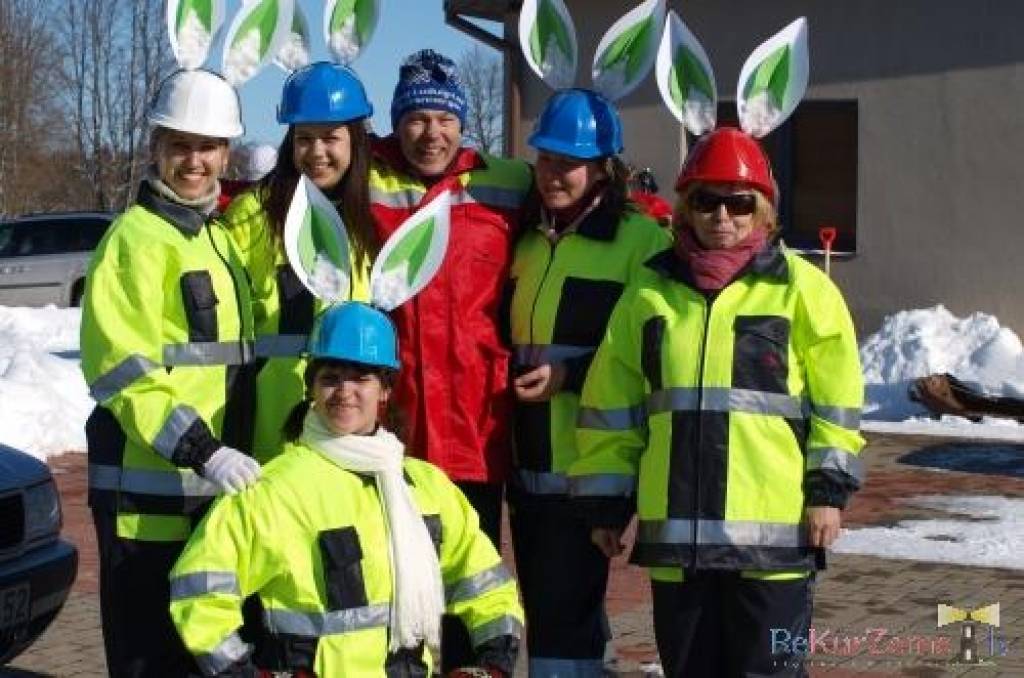 Lažas pagasta viesu namā “Lejasraķi” 6. martā notika slēpotāju svētki, ziemas sporta inventāra izpārdošana un konsultācijas.
Autors: ReKurZeme, portāls