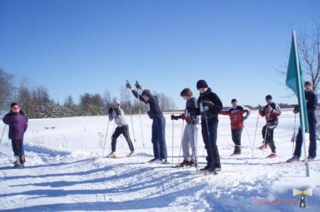 Lažas pagasta viesu namā “Lejasraķi” 6. martā notika slēpotāju svētki, ziemas sporta inventāra izpārdošana un konsultācijas.
Autors: ReKurZeme, portāls