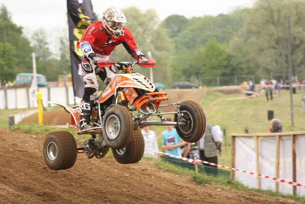 "Battery Superkausa 2010" otrais posms 23. maijā notika Misiņkalna mototrasē Aizputē.