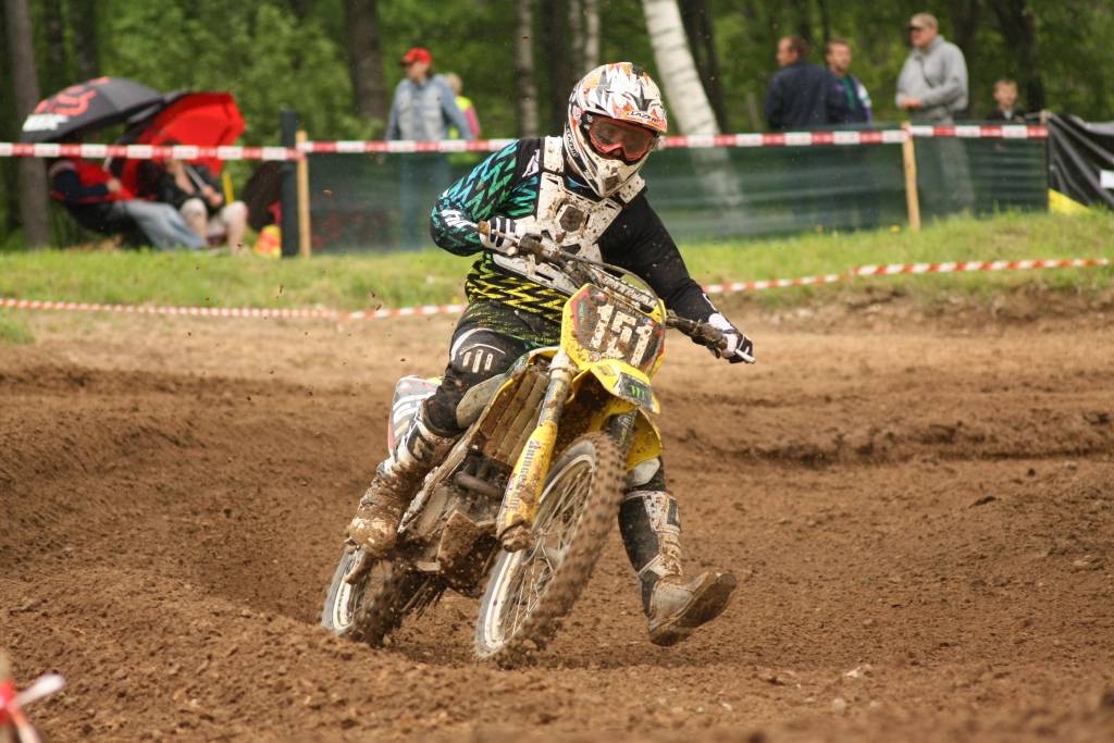 "Battery Superkausa 2010" otrais posms 23. maijā notika Misiņkalna mototrasē Aizputē.