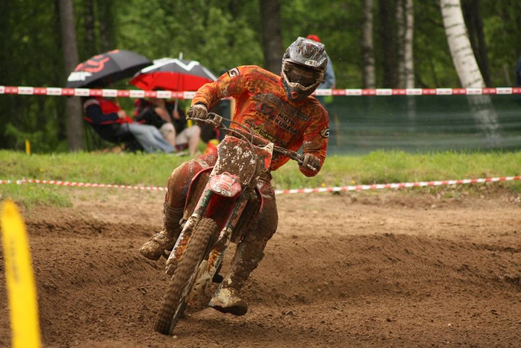 "Battery Superkausa 2010" otrais posms 23. maijā notika Misiņkalna mototrasē Aizputē.