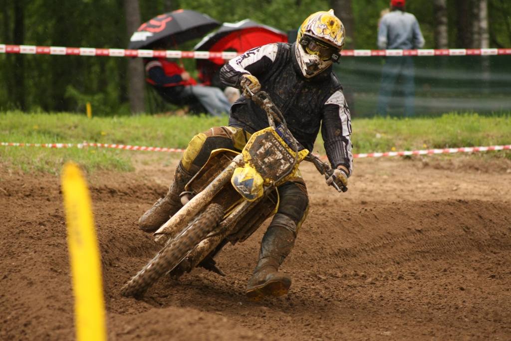 "Battery Superkausa 2010" otrais posms 23. maijā notika Misiņkalna mototrasē Aizputē.