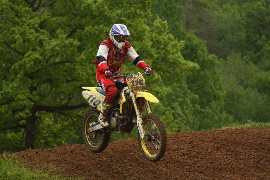 "Battery Superkausa 2010" otrais posms 23. maijā notika Misiņkalna mototrasē Aizputē.