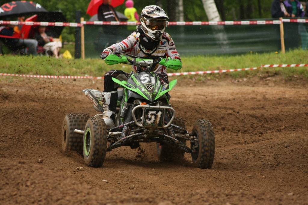 "Battery Superkausa 2010" otrais posms 23. maijā notika Misiņkalna mototrasē Aizputē.