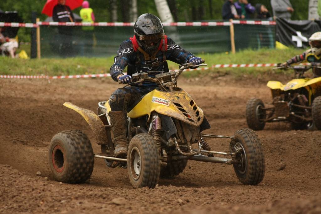 "Battery Superkausa 2010" otrais posms 23. maijā notika Misiņkalna mototrasē Aizputē.