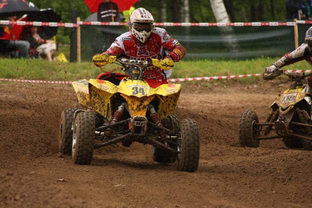 "Battery Superkausa 2010" otrais posms 23. maijā notika Misiņkalna mototrasē Aizputē.