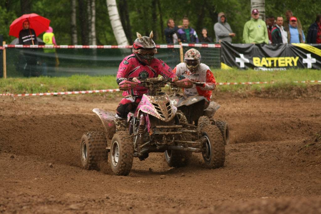"Battery Superkausa 2010" otrais posms 23. maijā notika Misiņkalna mototrasē Aizputē.