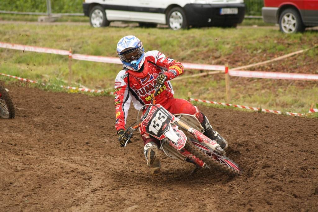 "Battery Superkausa 2010" otrais posms 23. maijā notika Misiņkalna mototrasē Aizputē.