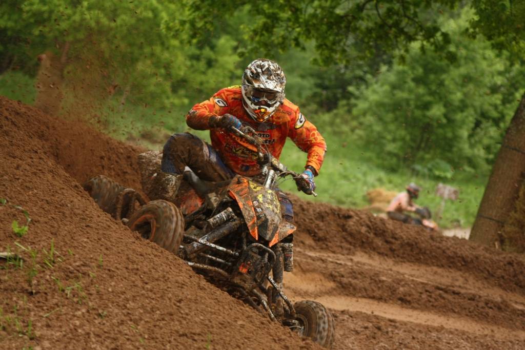 "Battery Superkausa 2010" otrais posms 23. maijā notika Misiņkalna mototrasē Aizputē.