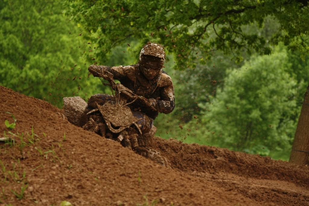 "Battery Superkausa 2010" otrais posms 23. maijā notika Misiņkalna mototrasē Aizputē.
