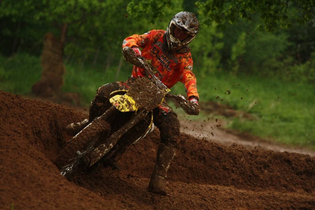 "Battery Superkausa 2010" otrais posms 23. maijā notika Misiņkalna mototrasē Aizputē.