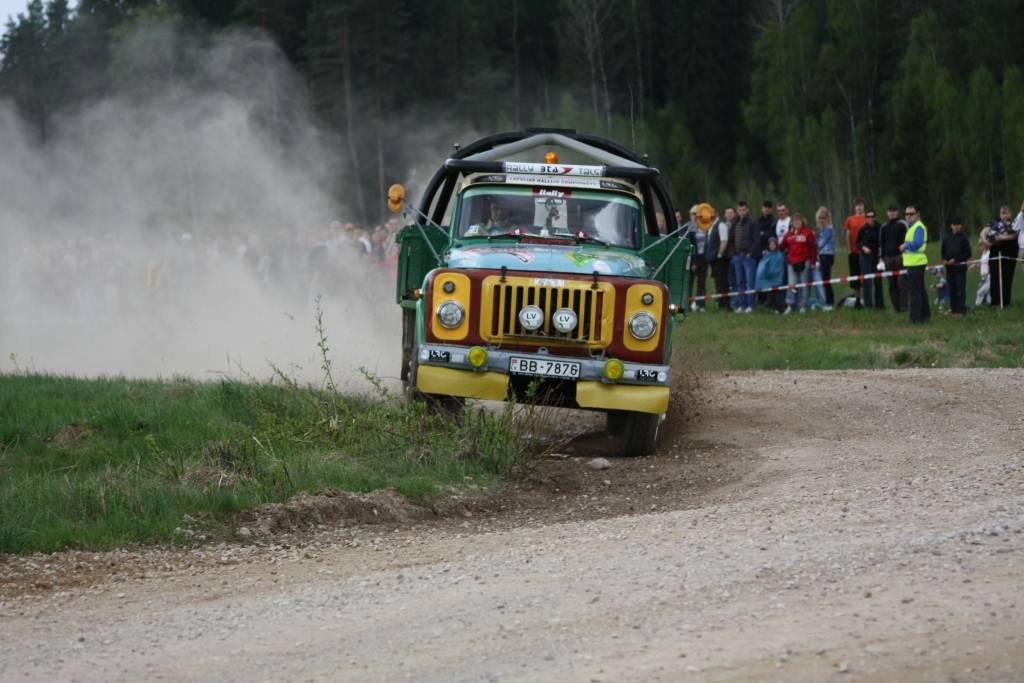 Bildes no Latvijas autorallija čempionāta trešā posma - rallija "BTA Rally Talsi 2010", kas 15. un 16. maijā notika Talsu apkārtnes ceļos.